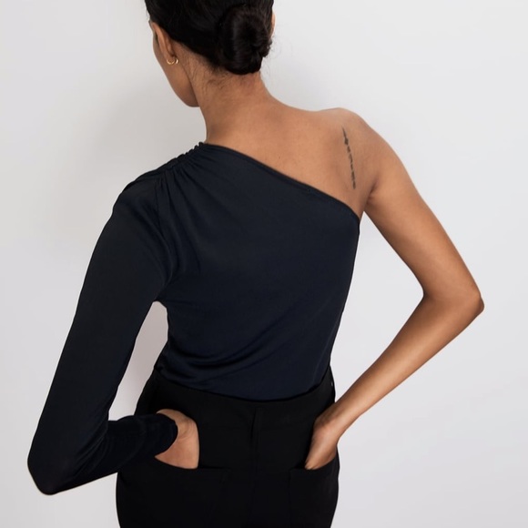 Zara Tops Flattering New Zara One Shoulder Top Poshmark